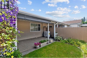 153 Salmon Arm Drive Unit# 11 - Photo 24