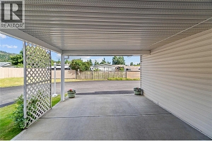 153 Salmon Arm Drive Unit# 11 - Photo 30