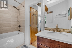 12110 Trewhitt Road W - Photo 33