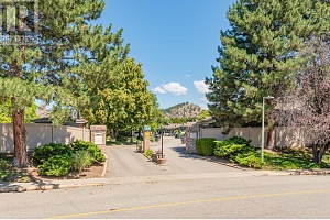 1530 Kelglen Crescent Unit# 23 - Photo 48
