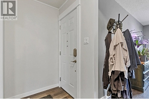 4808 25 Avenue - Photo 3