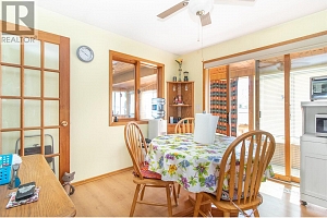 460 Dougall Road S - Photo 10