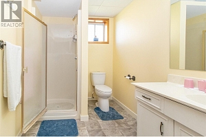 460 Dougall Road S - Photo 27