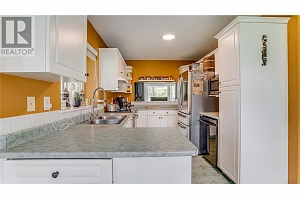7204 Dunwaters Road - Photo 8