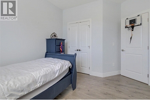 825 Cadder Avenue Unit# 3 - Photo 17
