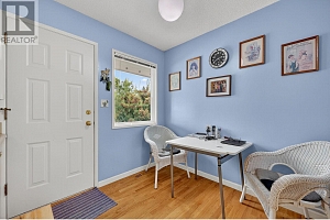 1498 Lombardy Square - Photo 10
