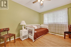 1498 Lombardy Square - Photo 20