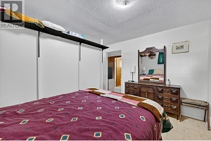 1498 Lombardy Square - Photo 26