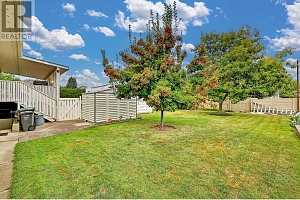 1498 Lombardy Square - Photo 37