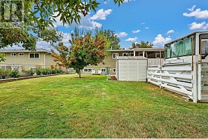 1498 Lombardy Square - Photo 43