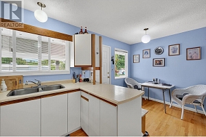 1498 Lombardy Square - Photo 7