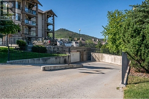 2551 Shoreline Drive Unit# 112 - Photo 32