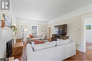 1001 Lawrence Avenue - Photo 15