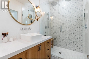 1001 Lawrence Avenue - Photo 28