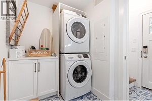 1001 Lawrence Avenue - Photo 40