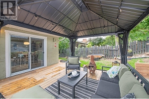 1890 Grandview Avenue - Photo 14