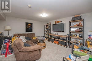 1890 Grandview Avenue - Photo 29