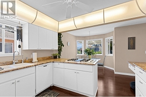 3786 Inglis Place - Photo 10
