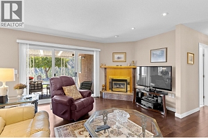 3786 Inglis Place - Photo 18