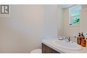 933 Mt Robson Place Unit# 3 - Photo 14