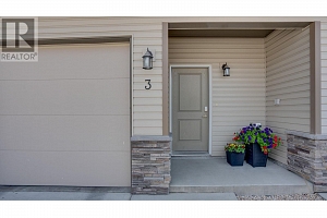 933 Mt Robson Place Unit# 3 - Photo 2