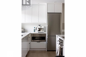 4265 Lakeshore Road - Photo 7