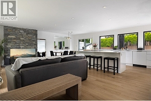 4265 Lakeshore Road - Photo 9