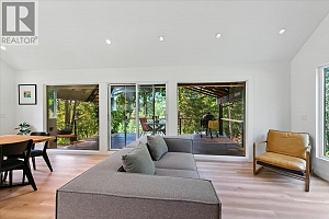 8280 Rogers Road - Photo 14