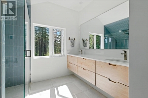 8280 Rogers Road - Photo 18