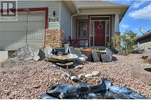 5038 South Ridge Drive - Photo 2