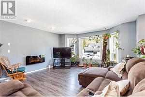 2230 Linea Crescent - Photo 10