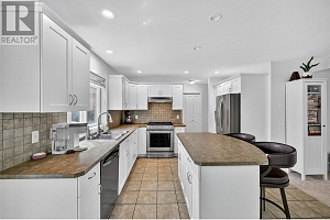 982 Paret Crescent - Photo 13