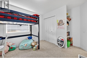 982 Paret Crescent - Photo 27