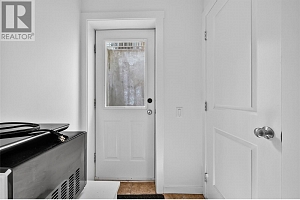 982 Paret Crescent - Photo 34