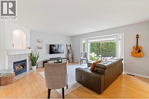 2475 Asquith Court - Photo 14