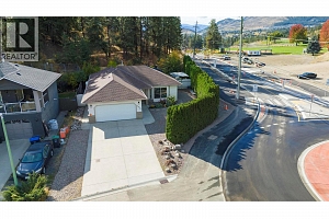 2475 Asquith Court - Photo 34
