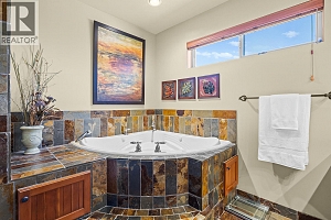 1682 Larkridge Court - Photo 17