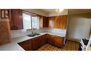 1750 CHAMBERLAIN Road - Photo 3