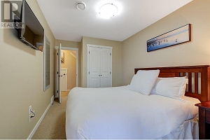 6823 Madrid Way - Photo 17