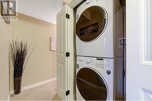 6823 Madrid Way - Photo 21