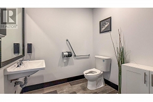 3030 Pandosy Street - Photo 10