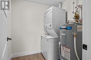 1023 Kitson Court - Photo 38