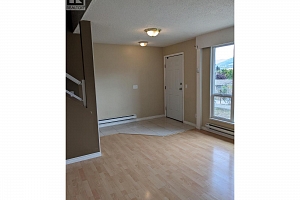 3800 40 Avenue Unit# 15 - Photo 2