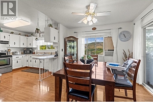 3927 16 Avenue - Photo 12