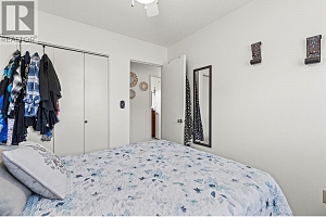 3927 16 Avenue - Photo 21