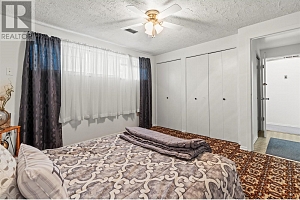 3927 16 Avenue - Photo 31