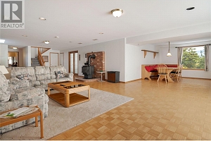 1049 Kelly Drive - Photo 13