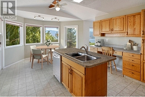 1049 Kelly Drive - Photo 8
