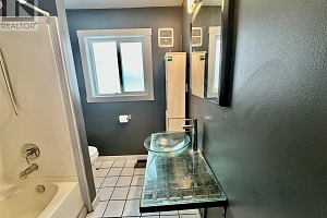 475 Hollywood Road S - Photo 14