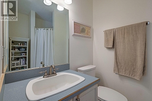 142 Prior Road S - Photo 12